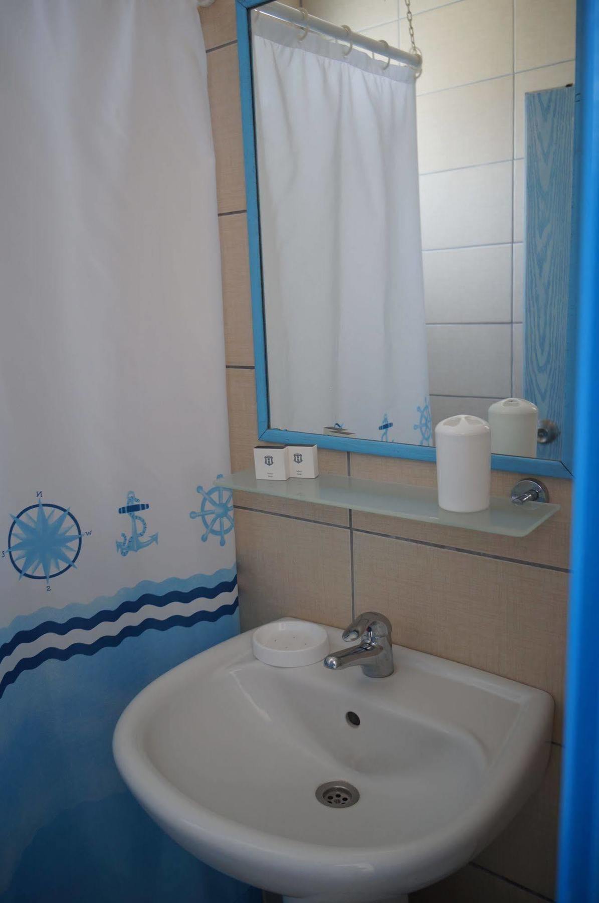 Esmana Hotel Bitez Luaran gambar